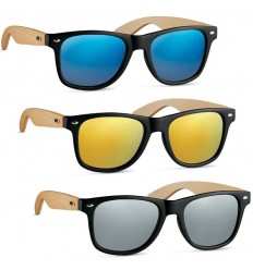 Gafas de Sol Vintage con Patillas de Bambú para Publicidad